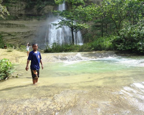 Wonderful Can-Umantad Falls