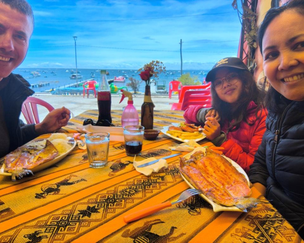 Lunch at Kiosco 20, the best restaurant of Copacabana