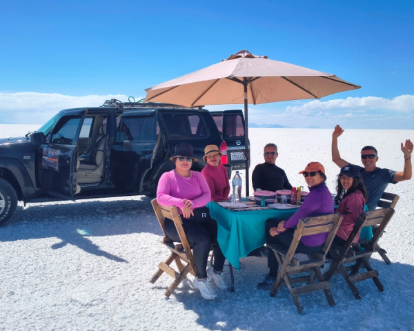 Picnic at the Salar de Uyuni