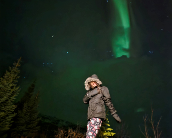 Lara and the nothern lights in Iceland