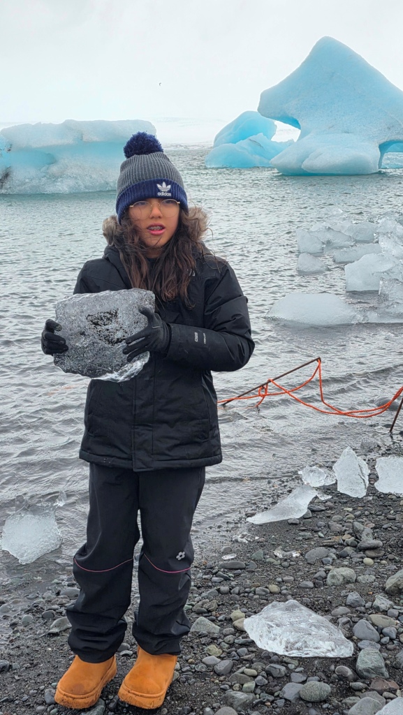 Lara at Jökulsárlón